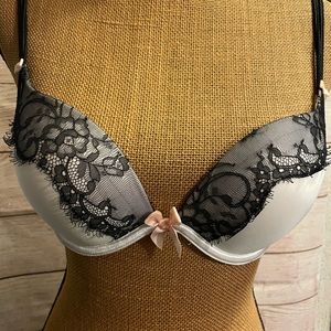 Victoria secret bra